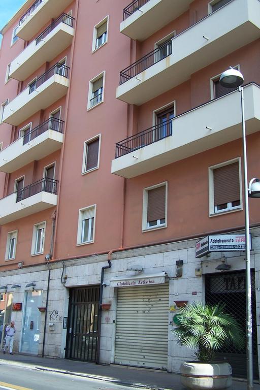 B&B In Centro Cagliari Exterior foto